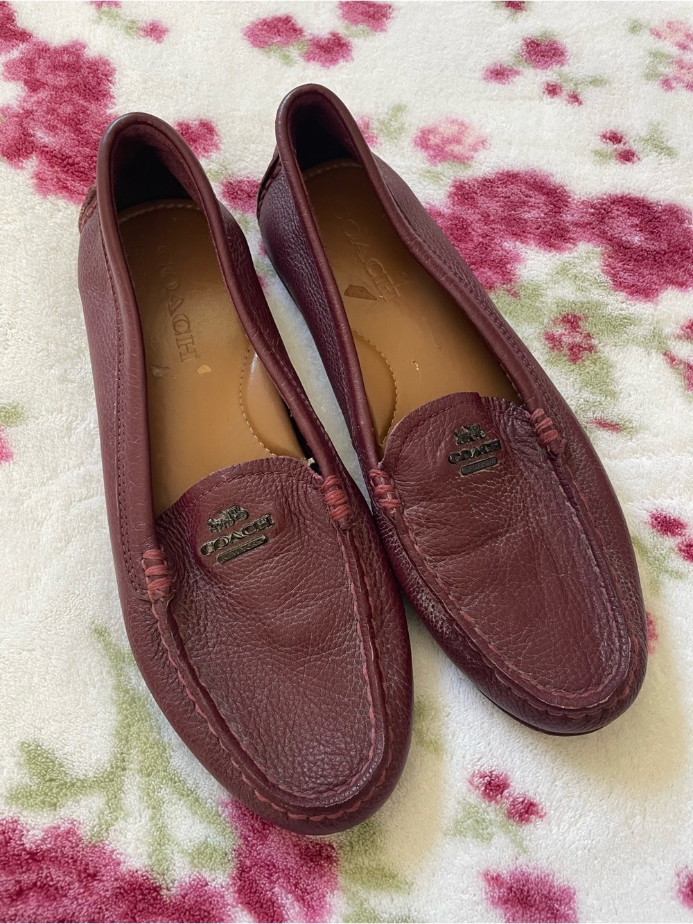 COACH Women's Burgundy Pebbled Leather Loafers (Mary Lock Up Style)